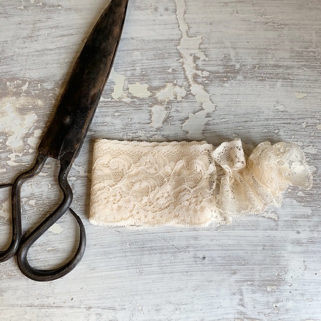 pizzo crema arricci